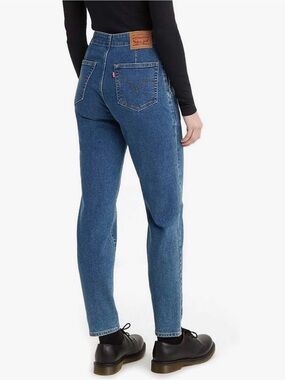 Levi’s Hollywood High Waisted Taper Jeans